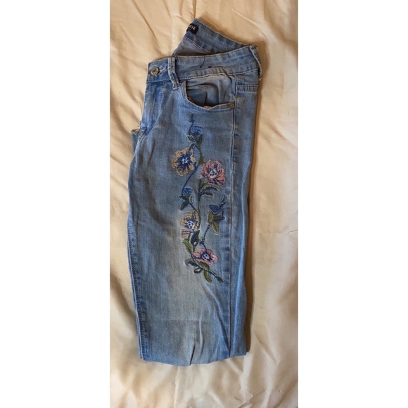 Y2k jeans - Picture 2 of 3